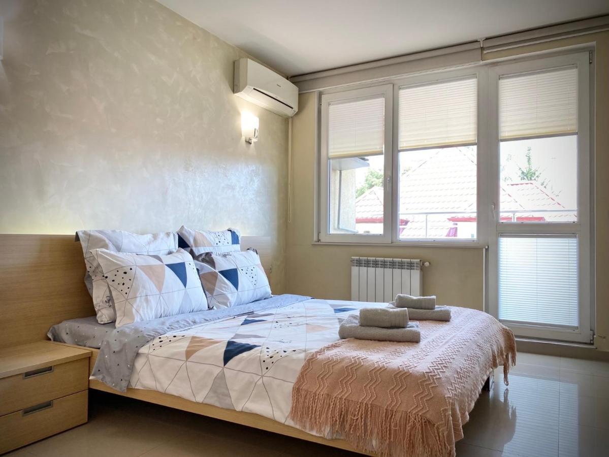 Entire Apartment For 4 Guests In Sofia Eksteriør bilde